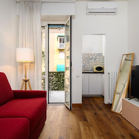 Sebino 8 - Monolocale Cool Apartment Milan Bagian luar foto