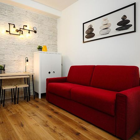 Sebino 8 - Monolocale Cool Apartment Milan Bagian luar foto