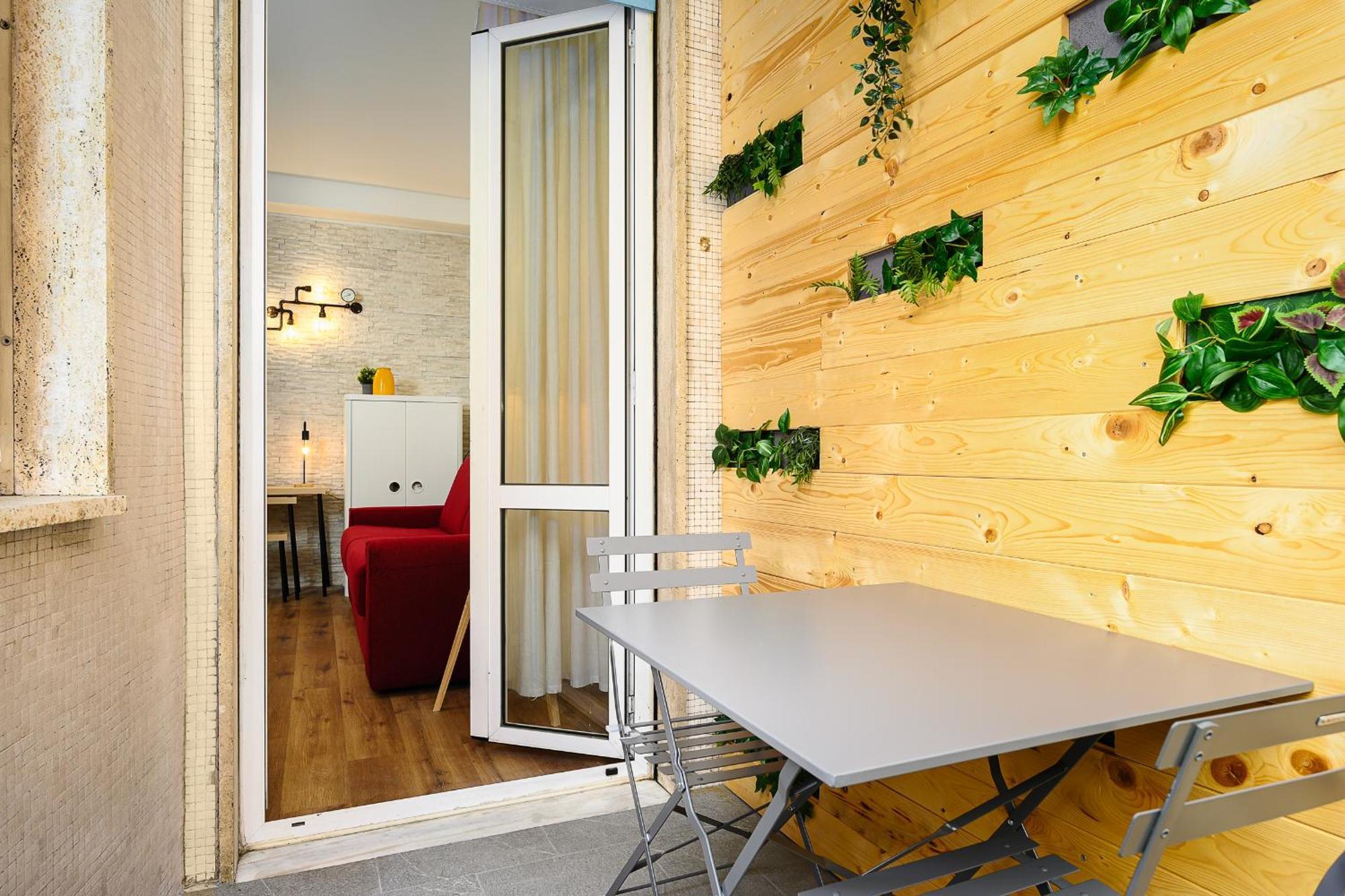 Sebino 8 - Monolocale Cool Apartment Milan Bagian luar foto